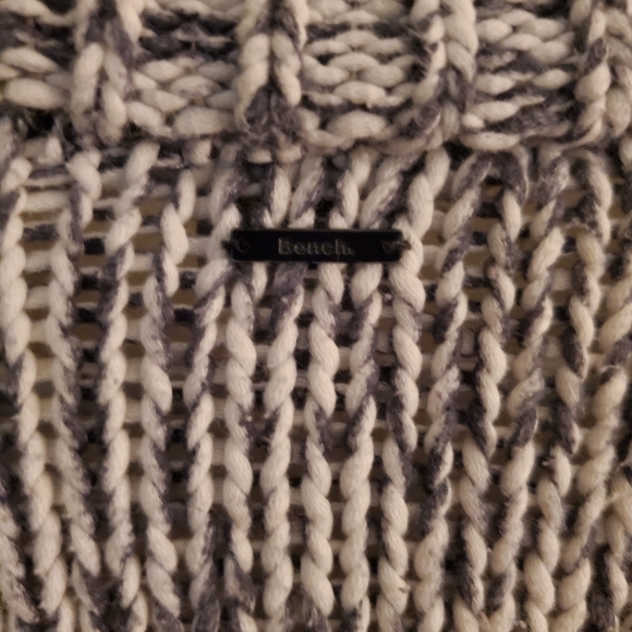 BENCH Small Sweater Womens - Picture 6 of 6